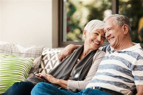 Smart Side Hustles for Retirees: Earning Without Stress
